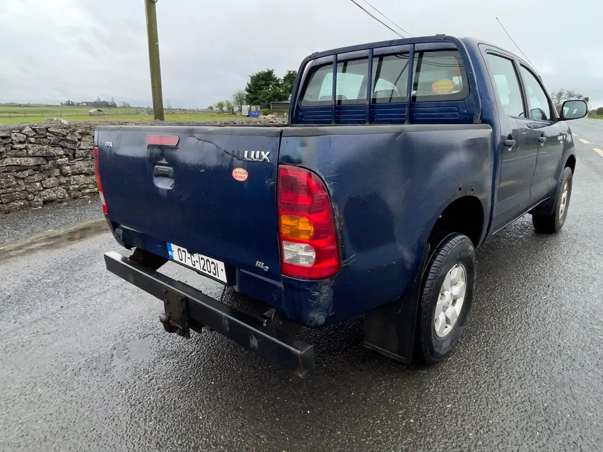 2007 Toyota Hilux - Image 4