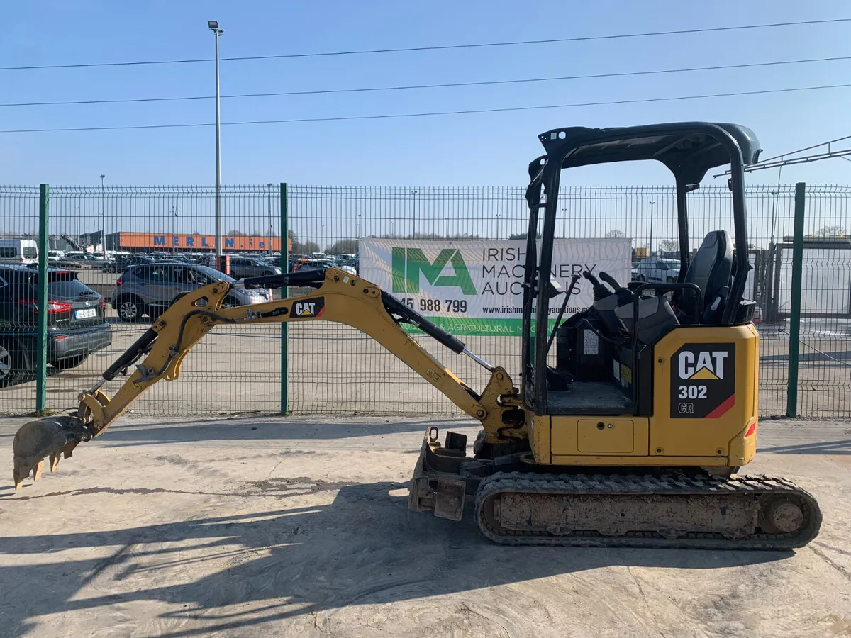 2019 CAT 302CR MINI EXCAVATOR FOR AUCTION - NAAS - Image 3