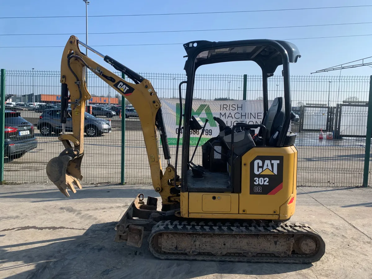 2019 CAT 302CR MINI EXCAVATOR FOR AUCTION - NAAS - Image 2
