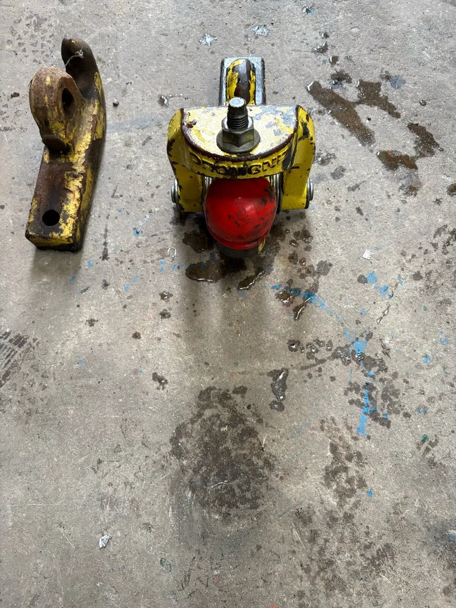 Ball hitch for tractor  and hook - Image 2
