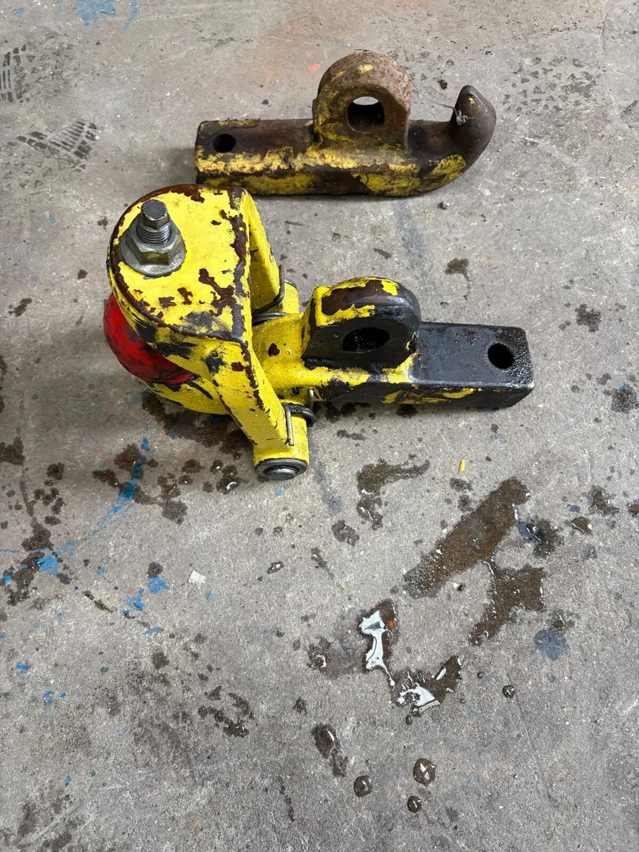 Ball hitch for tractor  and hook - Image 3