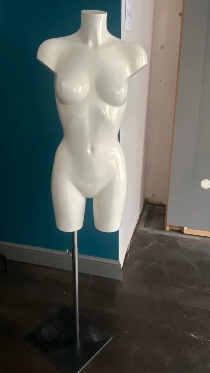 Female Mannequin - Image 2