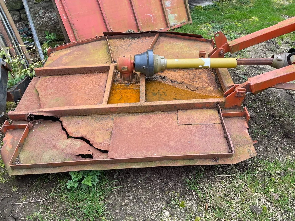 Roller/horse feeder /topper - Image 3