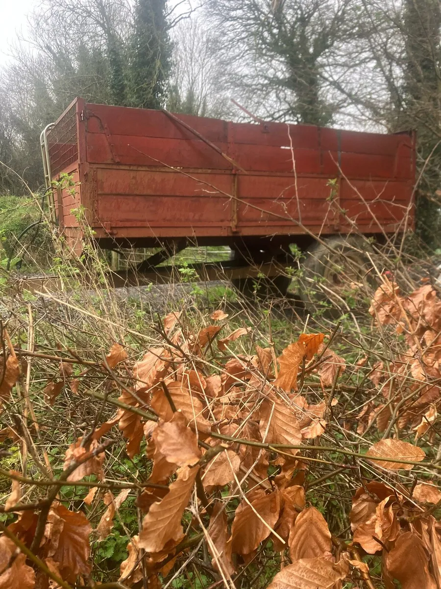 Trailers x 3 - Image 1