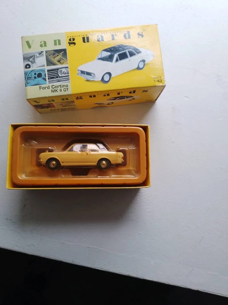 Model mark 2 cortina - Image 4