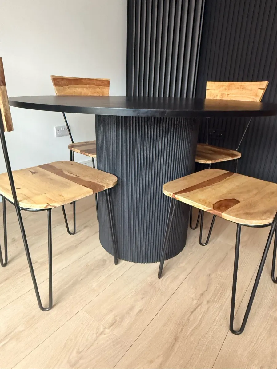 Dining Table & chairs - Image 4