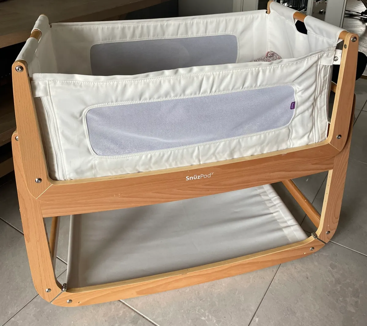 Snuzpod & Molis&co cushion - Image 1