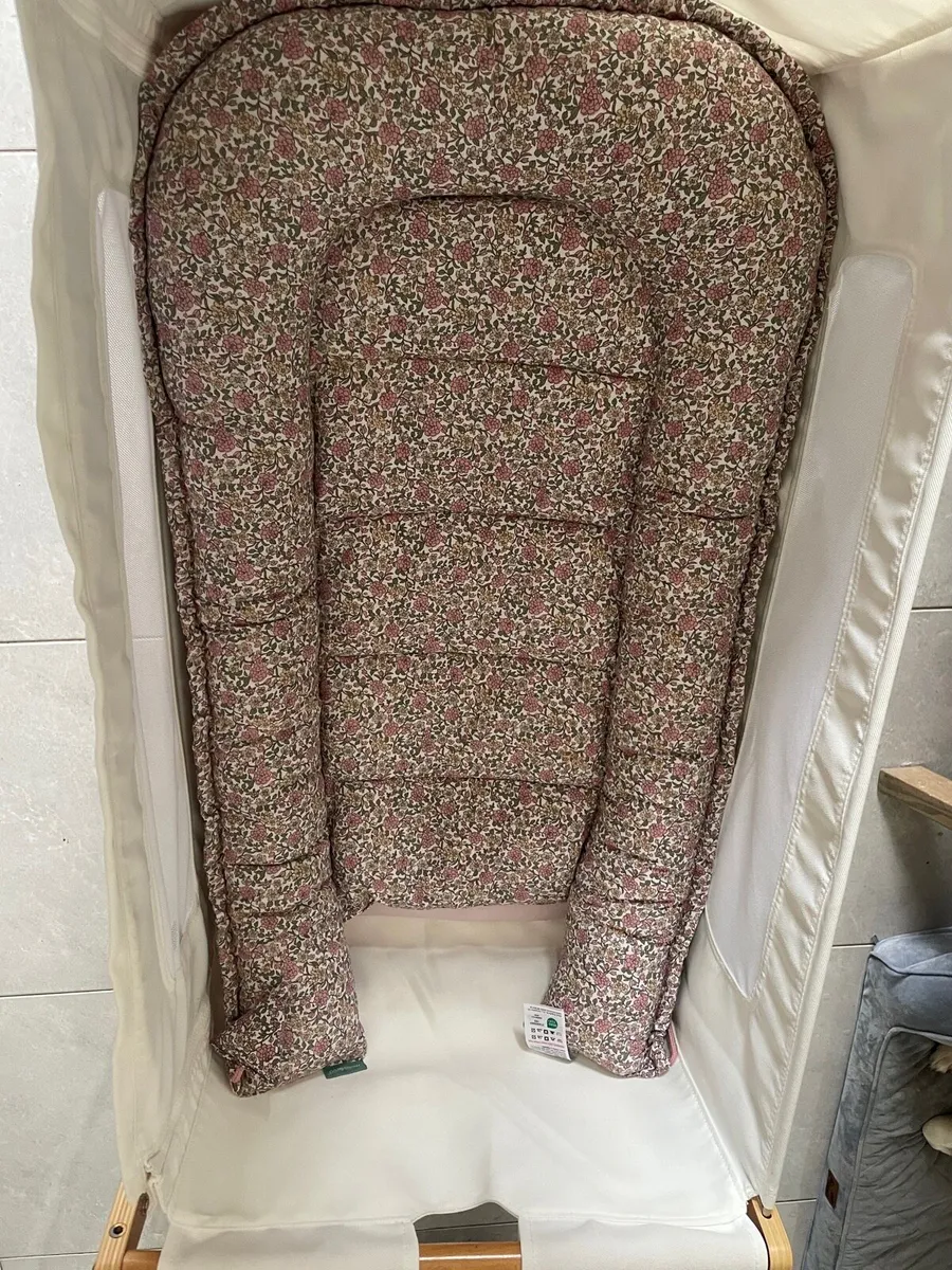 Snuzpod & Molis&co cushion - Image 2