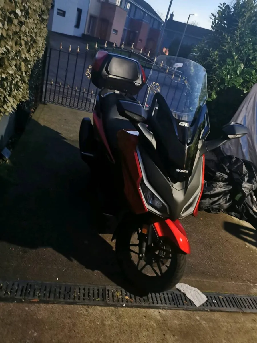 2023 honda forza 350 - Image 2