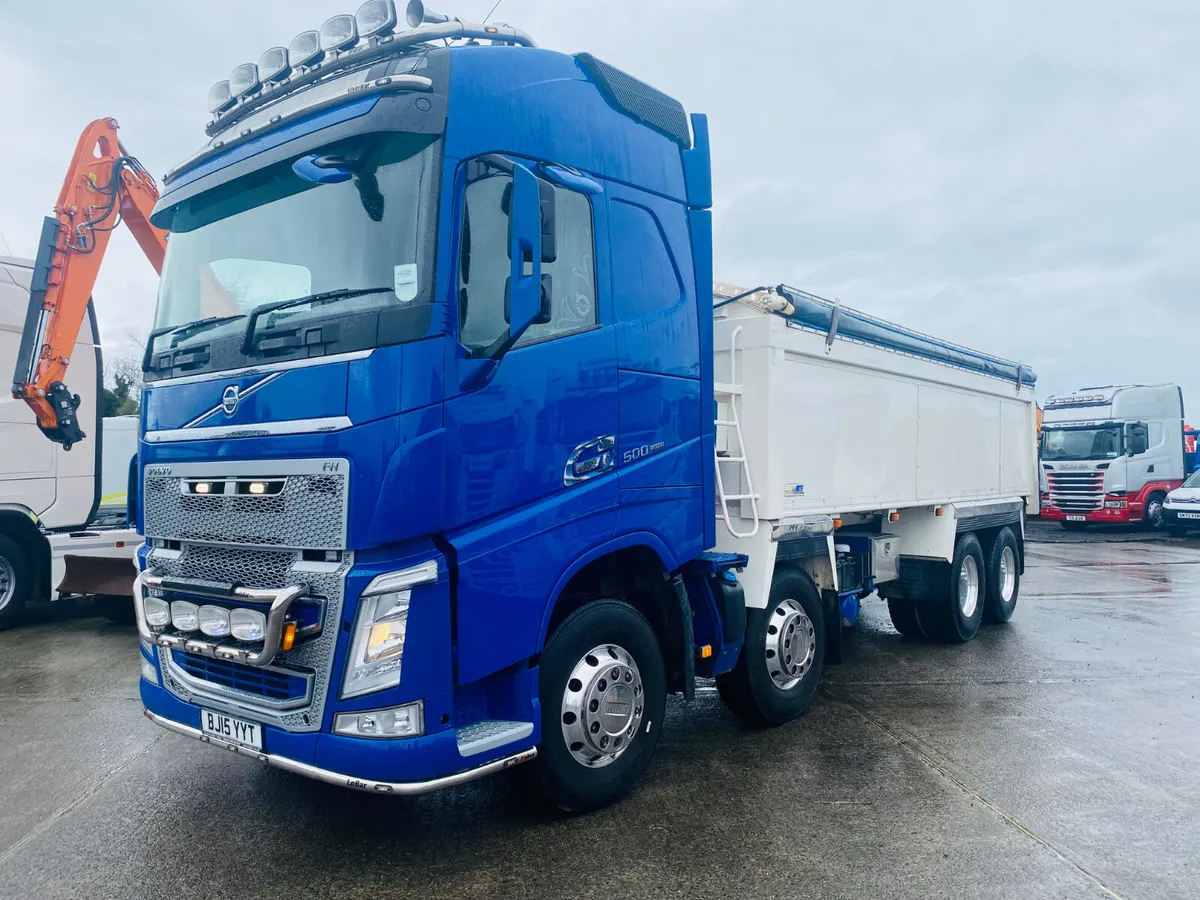 2015 Volvo FH V4 500 8x4 Tipper - Image 2