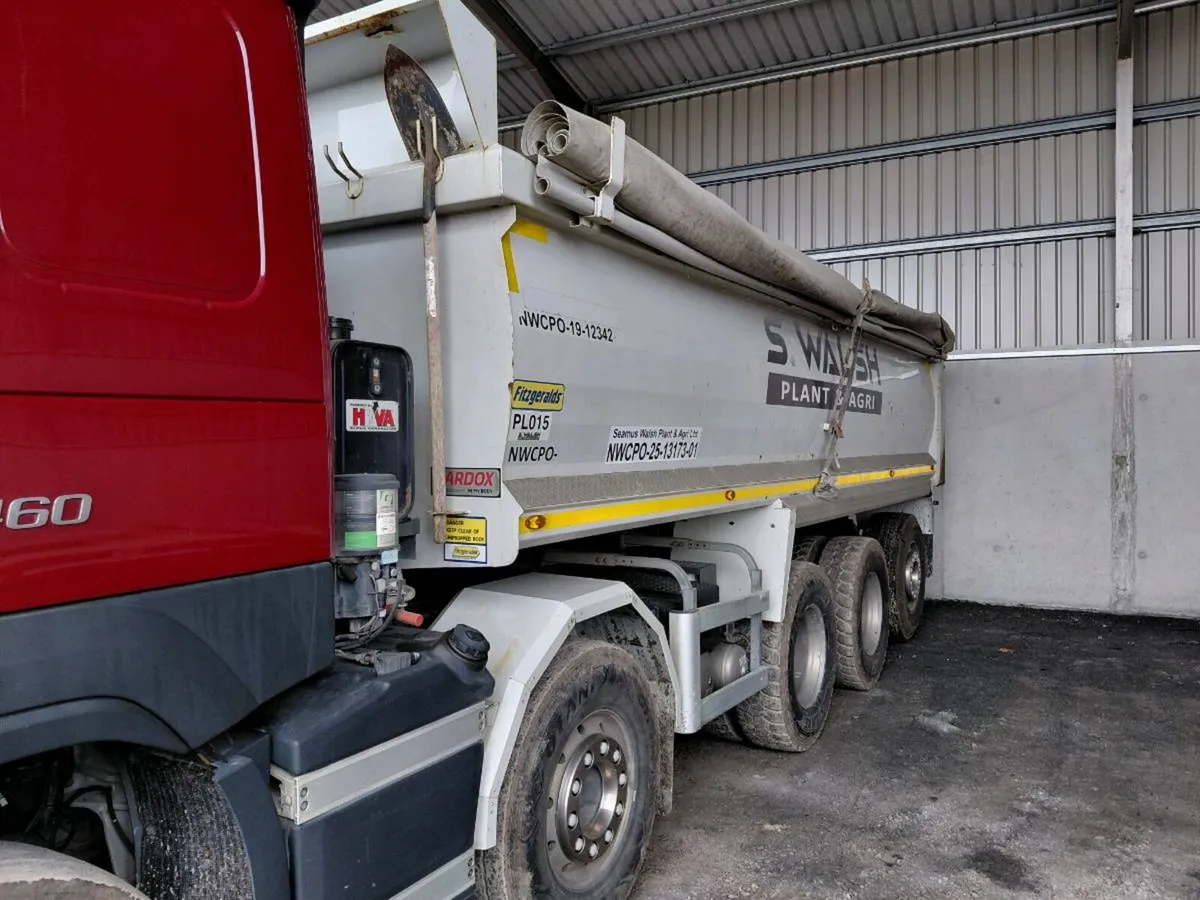 Volvo Fh460 FMX 10x4 - Image 3