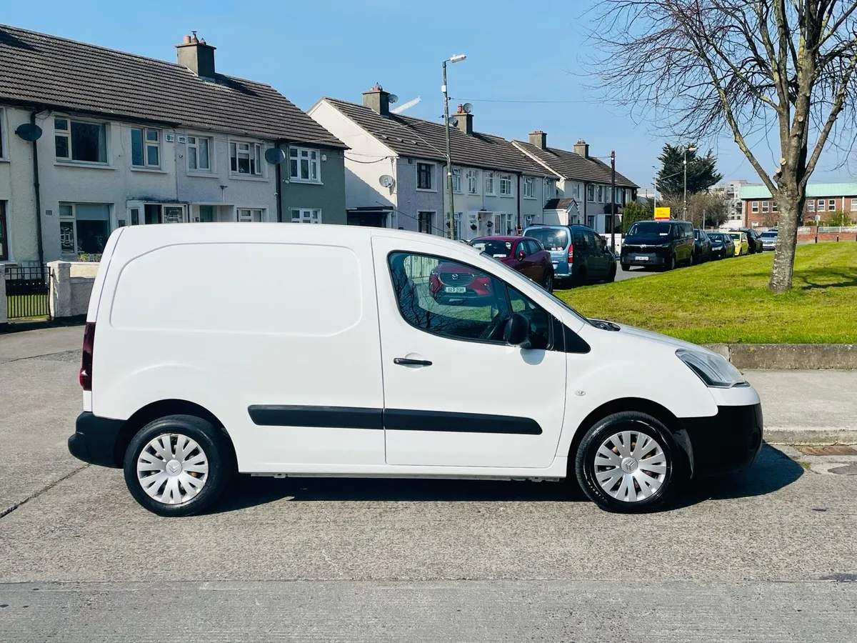 Citreon berlingo *mint* no vat - Image 2