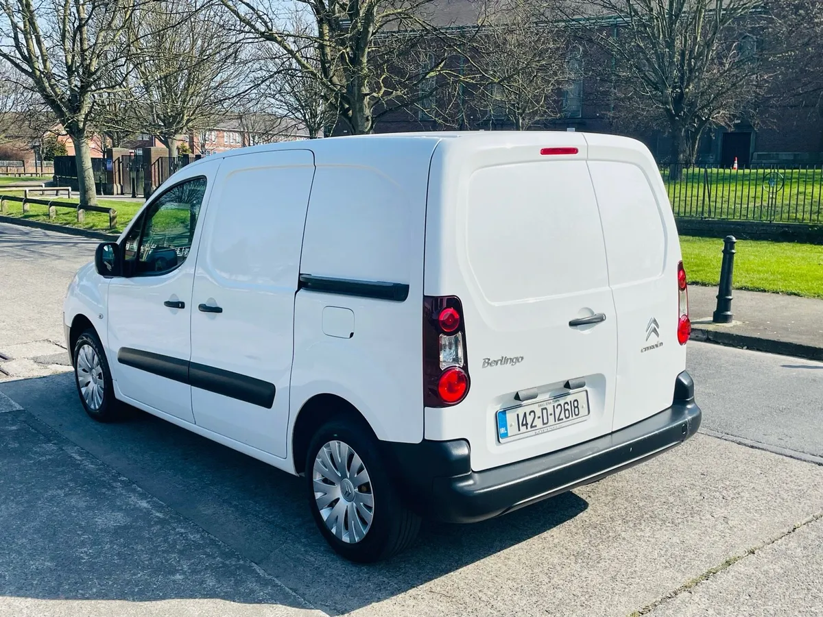 Citreon berlingo *mint* no vat - Image 4