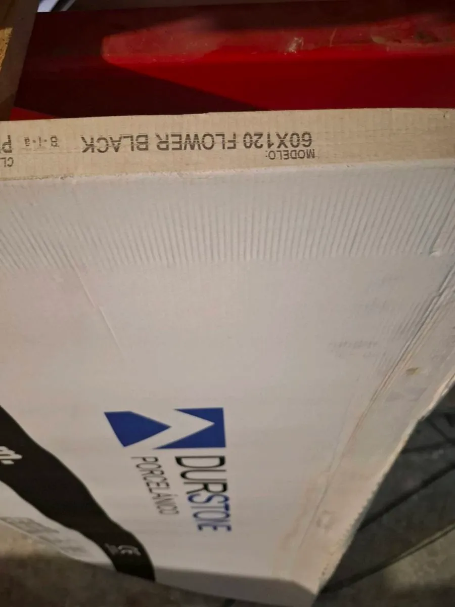 Black flower decorative wall tiles € 48 per m2 - Image 3