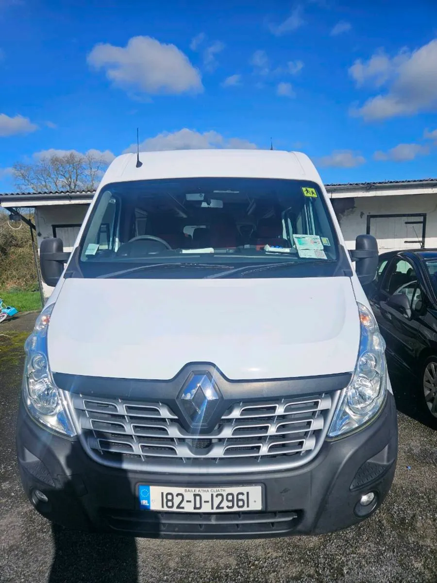 Renault master minibus - Image 3