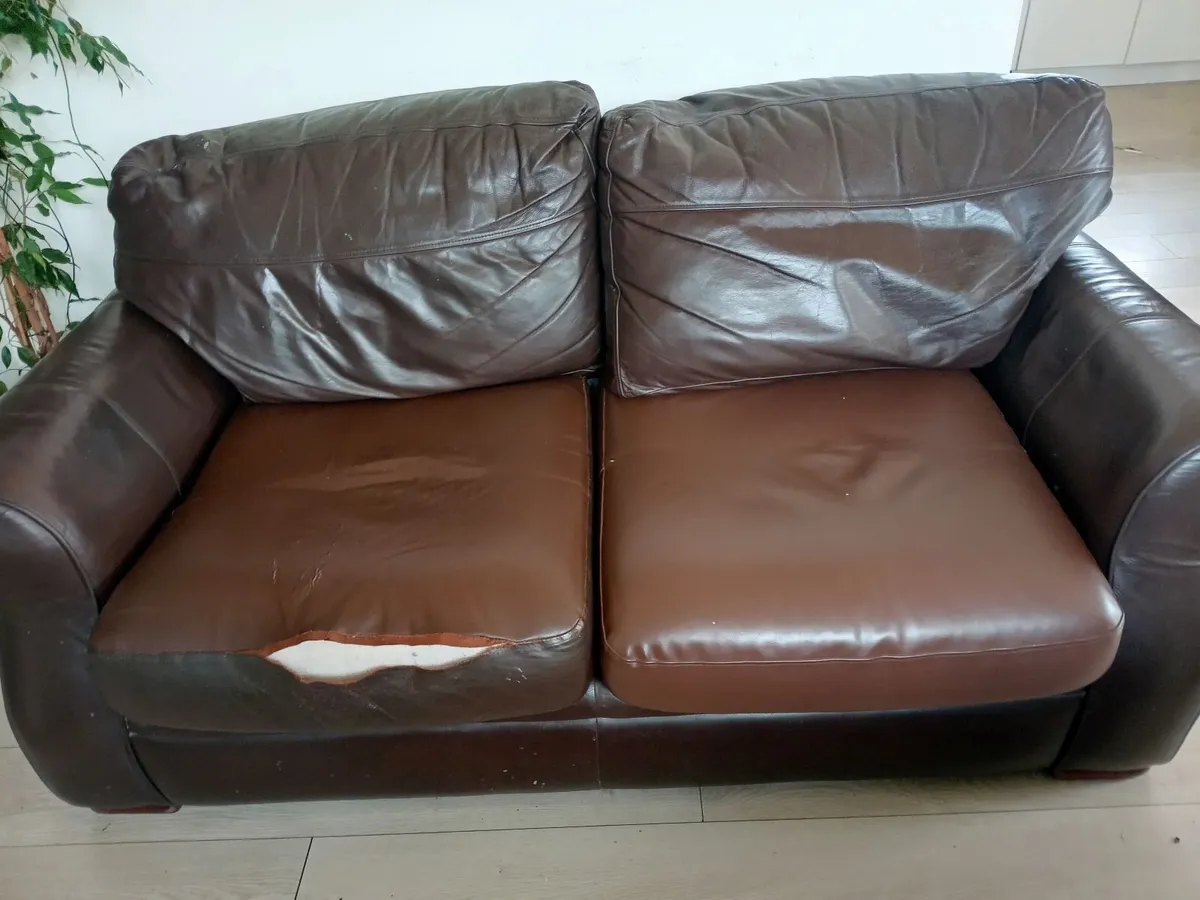 Couch - Image 3