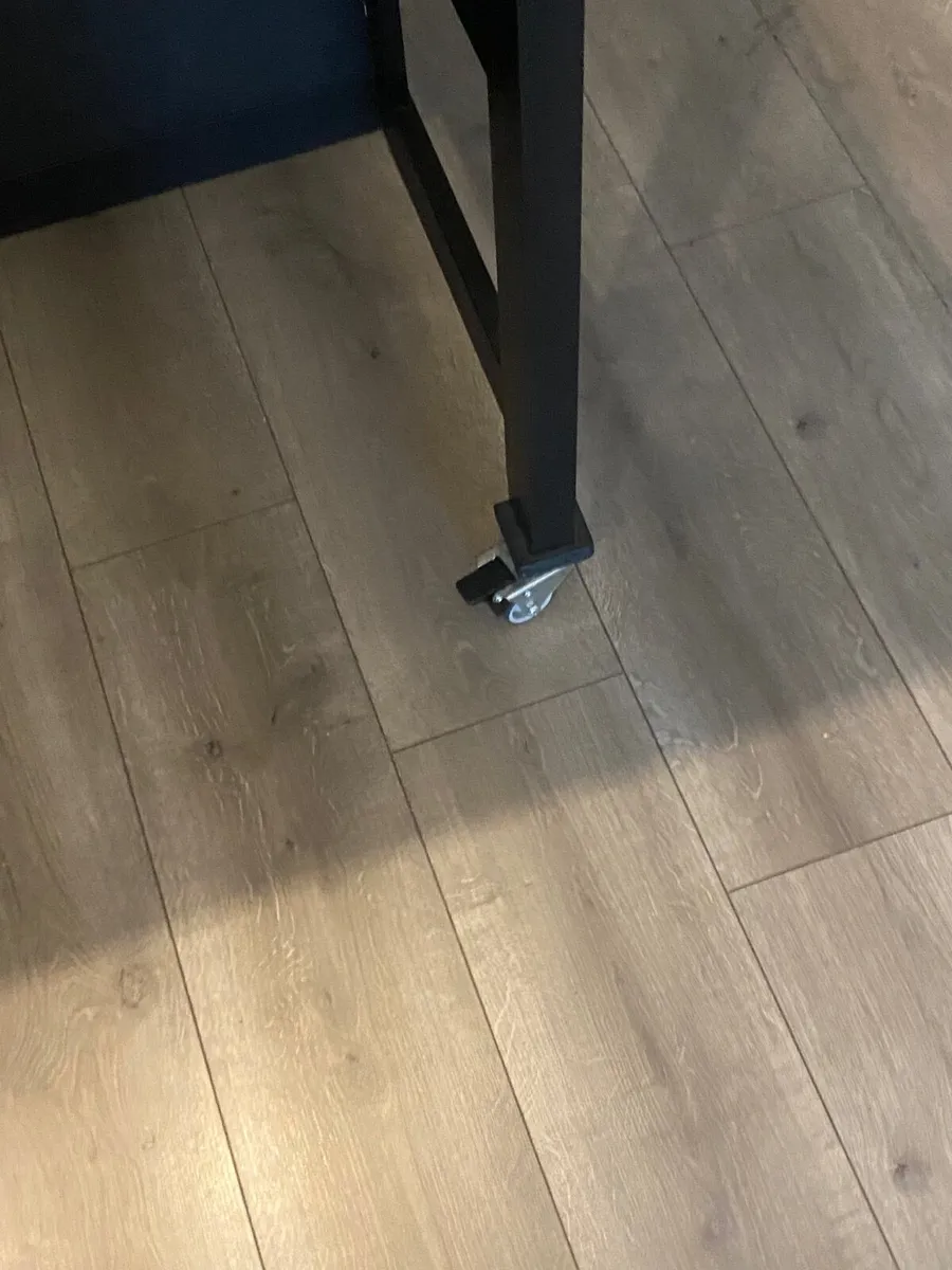 Ikea island - Image 2