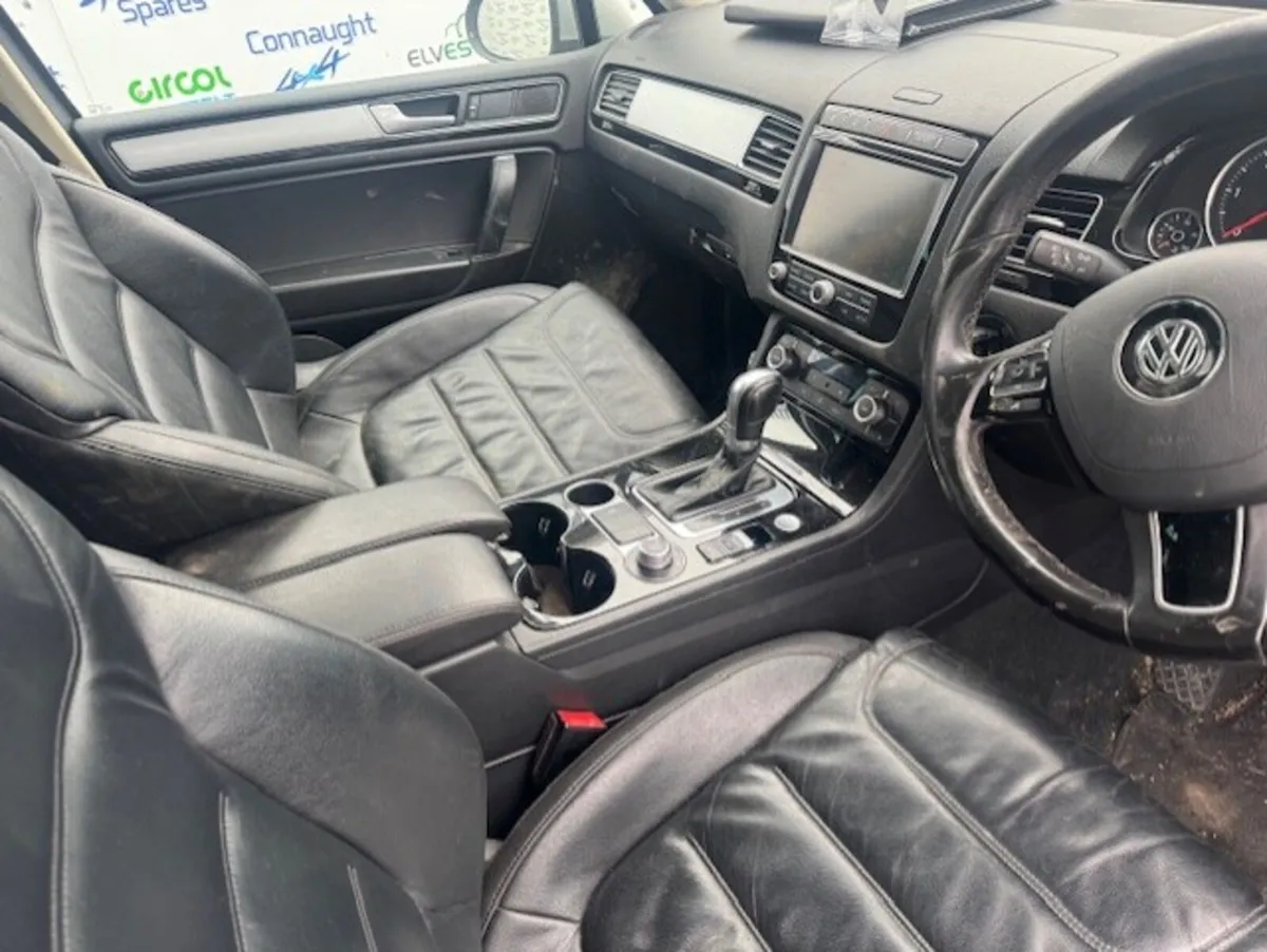 2020 VW AMAROK 3.0D JUST IN FOR BREAKING - Image 3