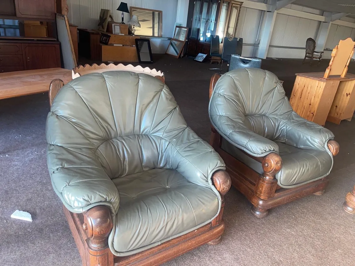 Leather suite - Image 2