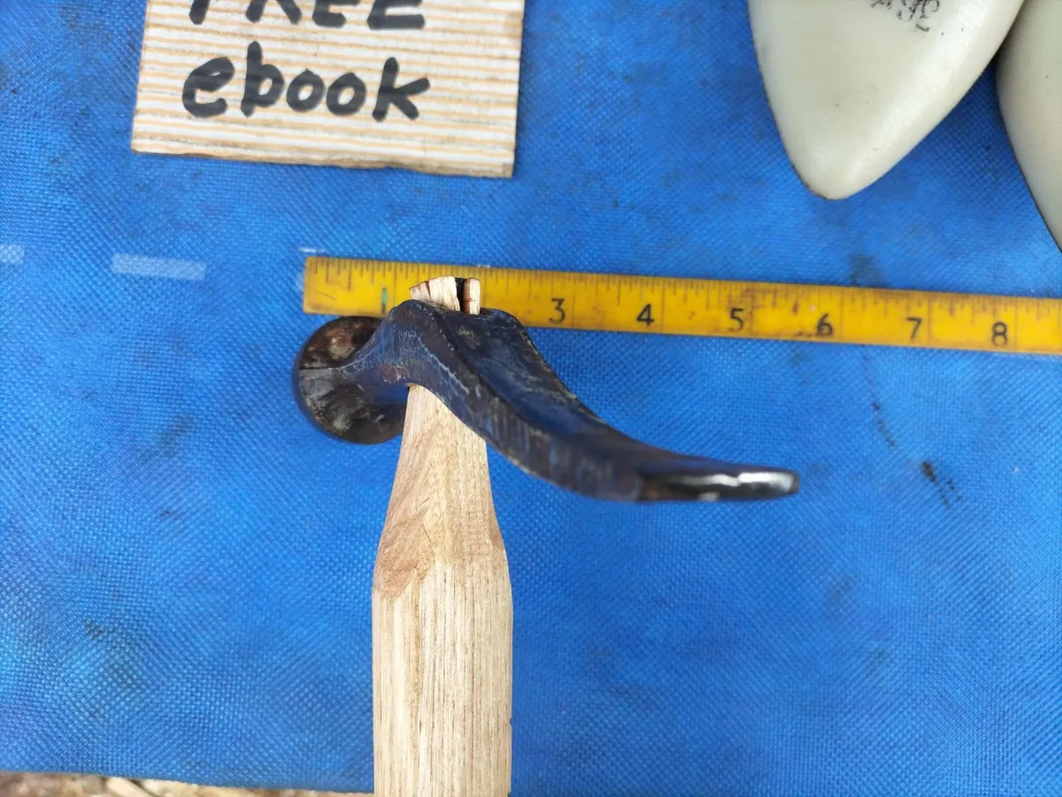 Cobblers Hammer and Lasts - Image 4