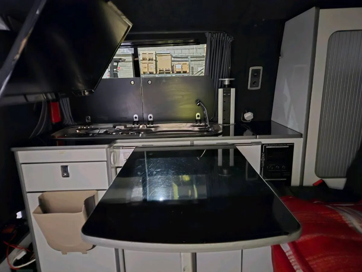 Volwagen transported 2003 camper van - Image 3