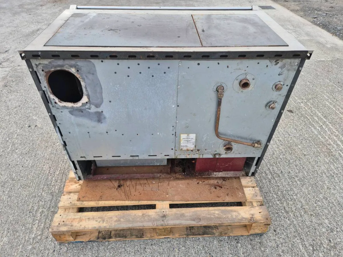 SENKO Range 8 year's old Boiler leaking - Image 2