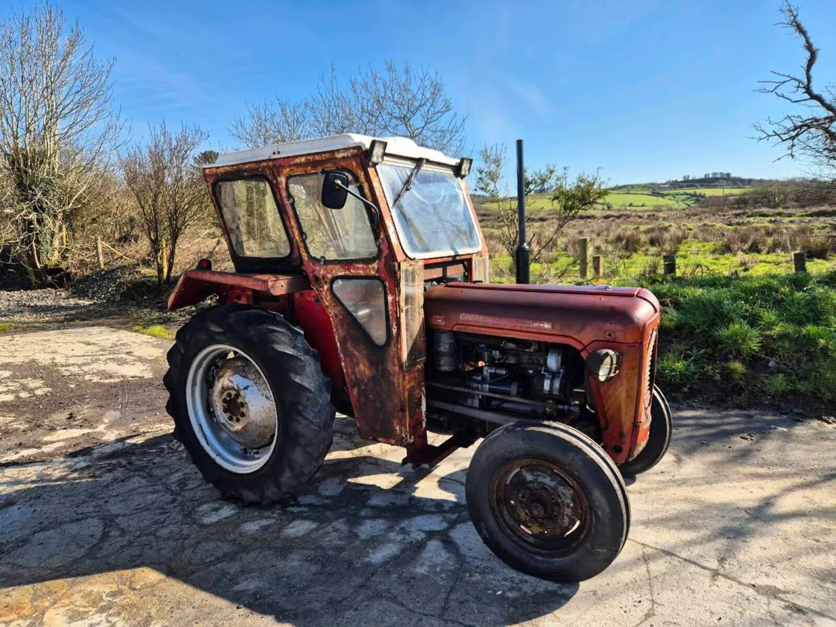 Massey Fergusen 35 3 cylinder tractor - Image 1