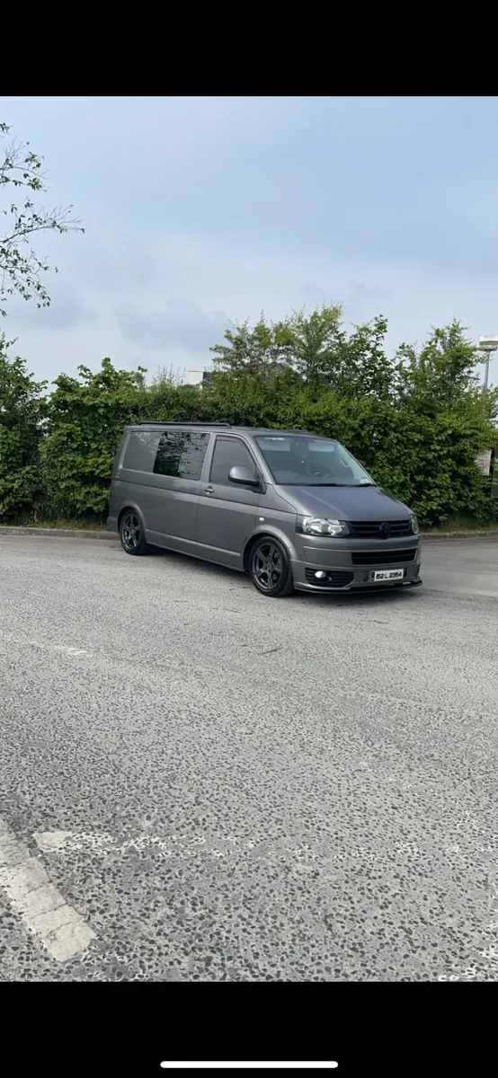 Volkswagen Transporter 2015 - Image 1