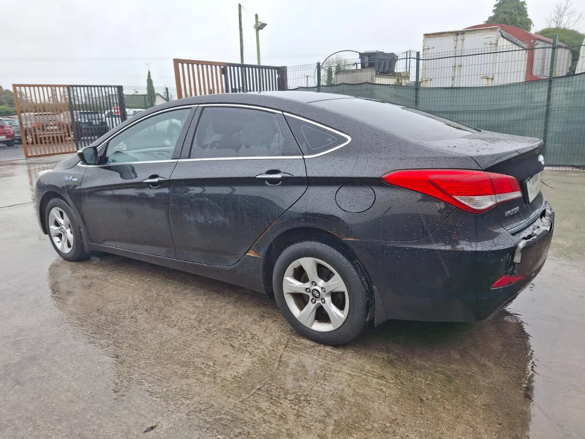 2013 Hyundai i40  Executive  1.7 Diesel - Image 4