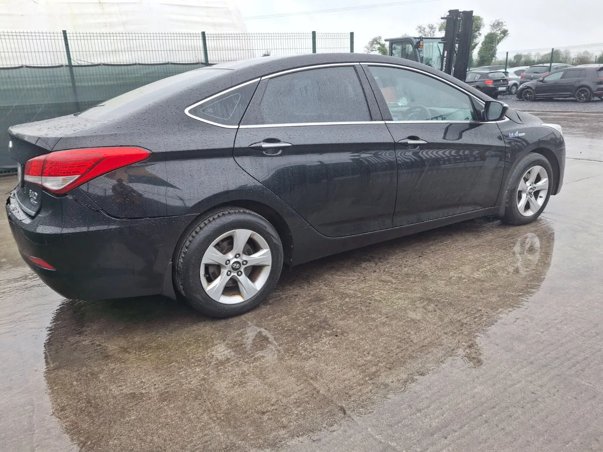 2013 Hyundai i40  Executive  1.7 Diesel - Image 3