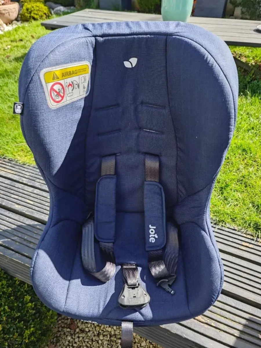 Car seat child seat group 0+/1 almost new 0-18kg - Image 4