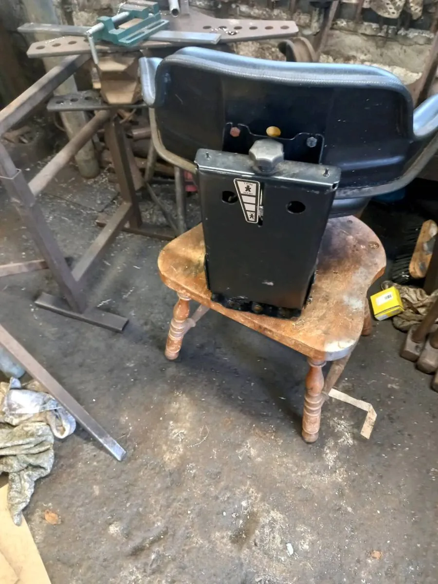 tractor seat - Image 3
