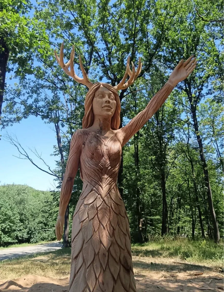 wooden sculptures - Image 2