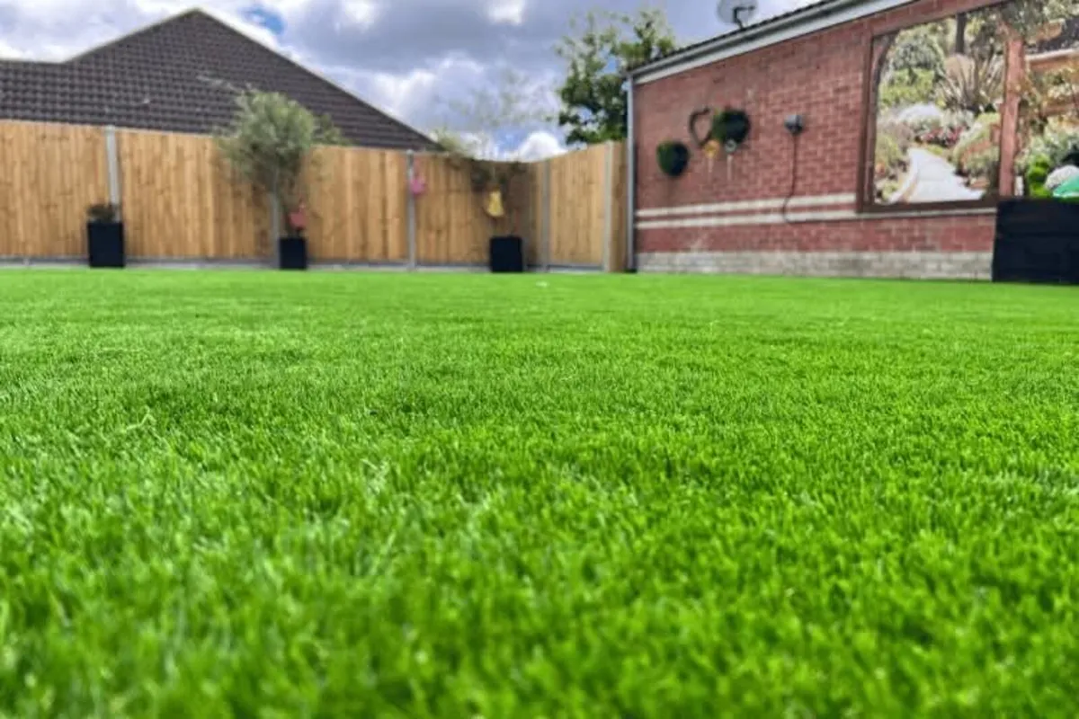 New 40mm Premium Artificial Grass Free Delivery - Image 1