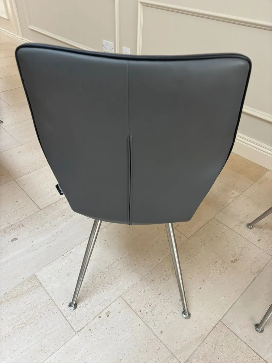 Dining chairs - Image 4