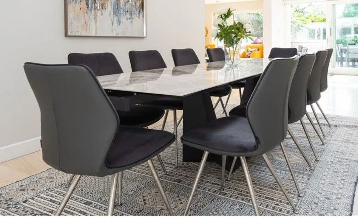 Dining chairs - Image 1