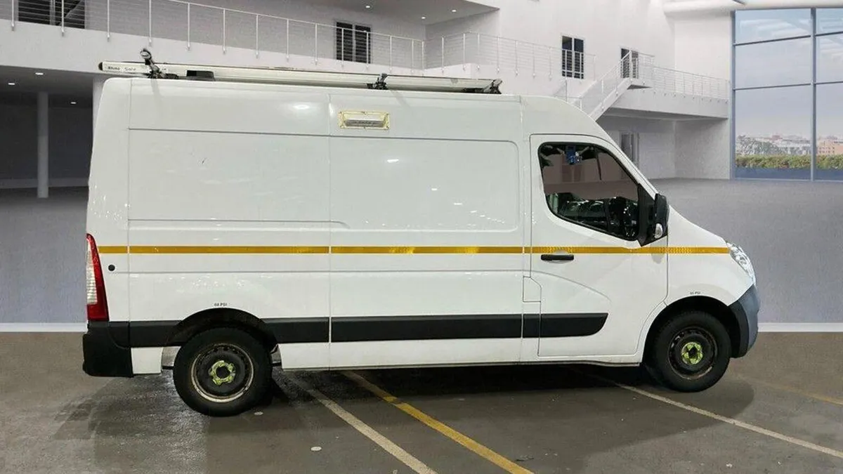 2019 Vauxhall Movano Panel Van - Image 3