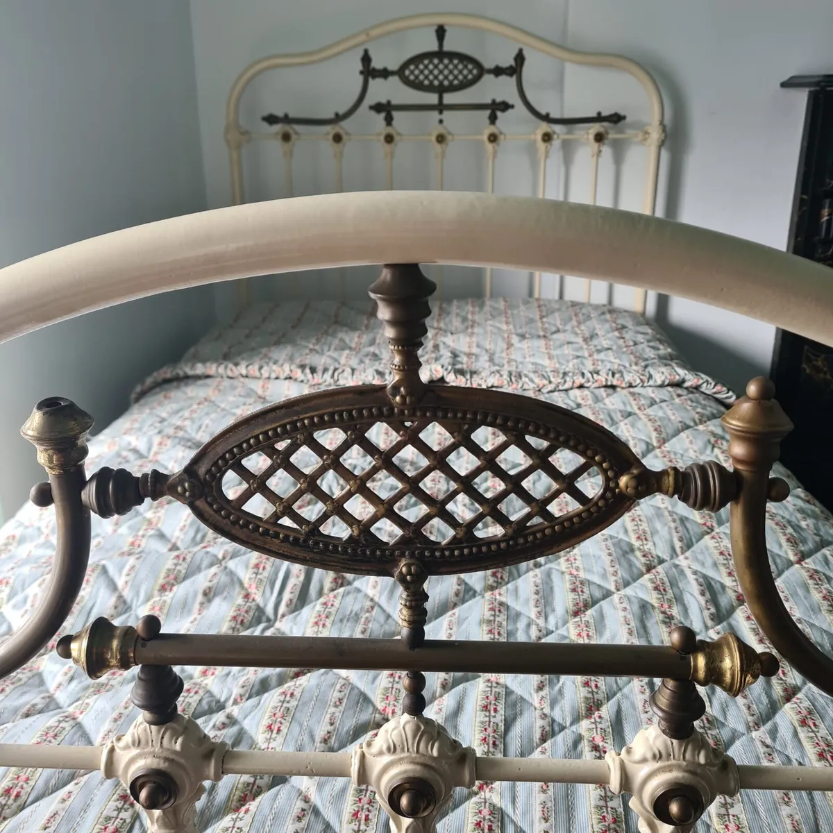 2 Victoria Era Brass Bedframes (With Matress) - Image 3