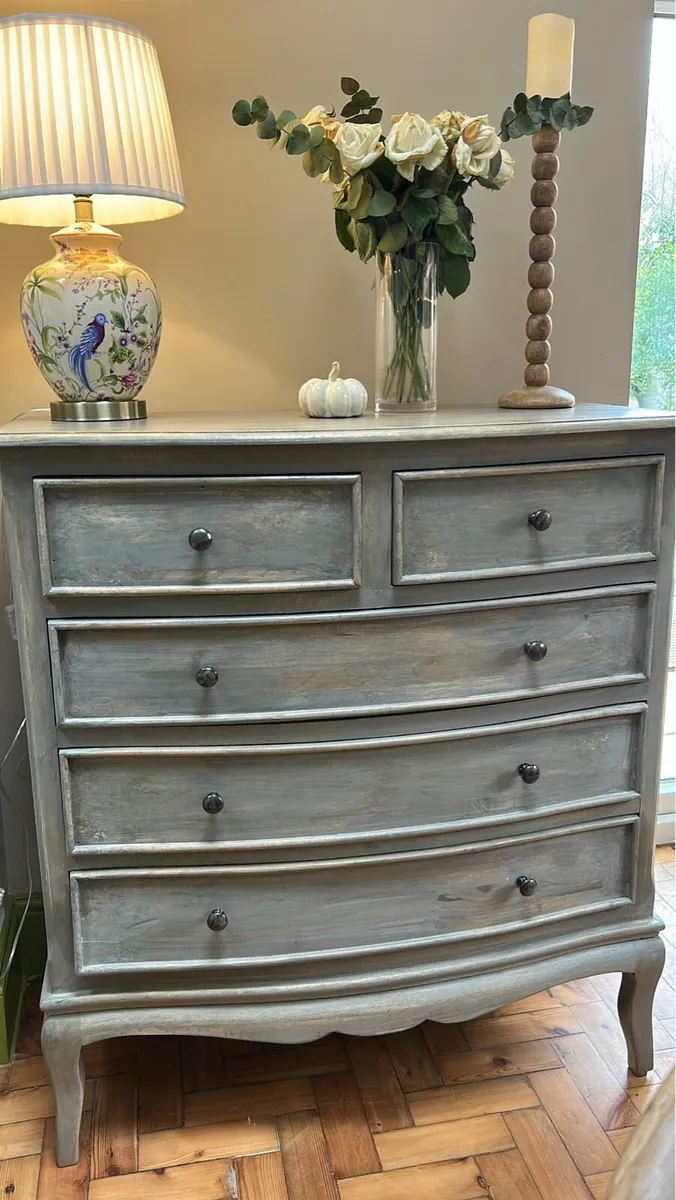 Stunning De stressed French Style Tall Chest - Image 1