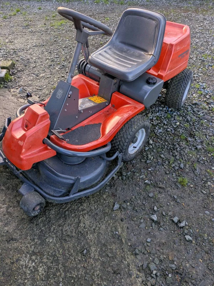 Ride on lawnmower - Image 2