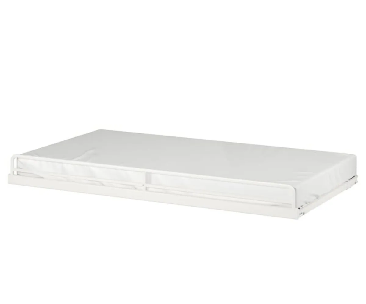 Bunk bed with under bed frame - Image 4