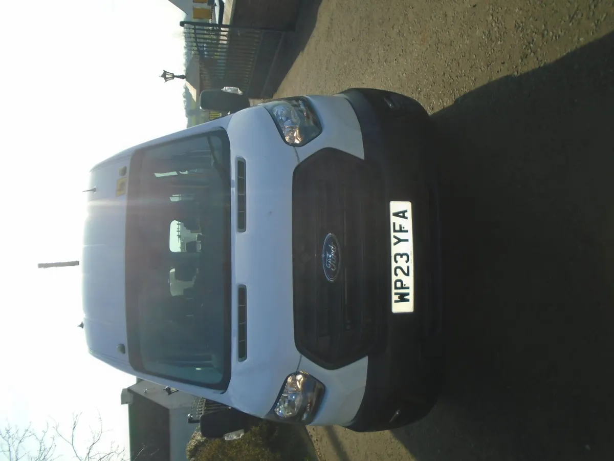 2023 Ford Transit 17 SEAT MINIBUS AUTOMATIC. - Image 2