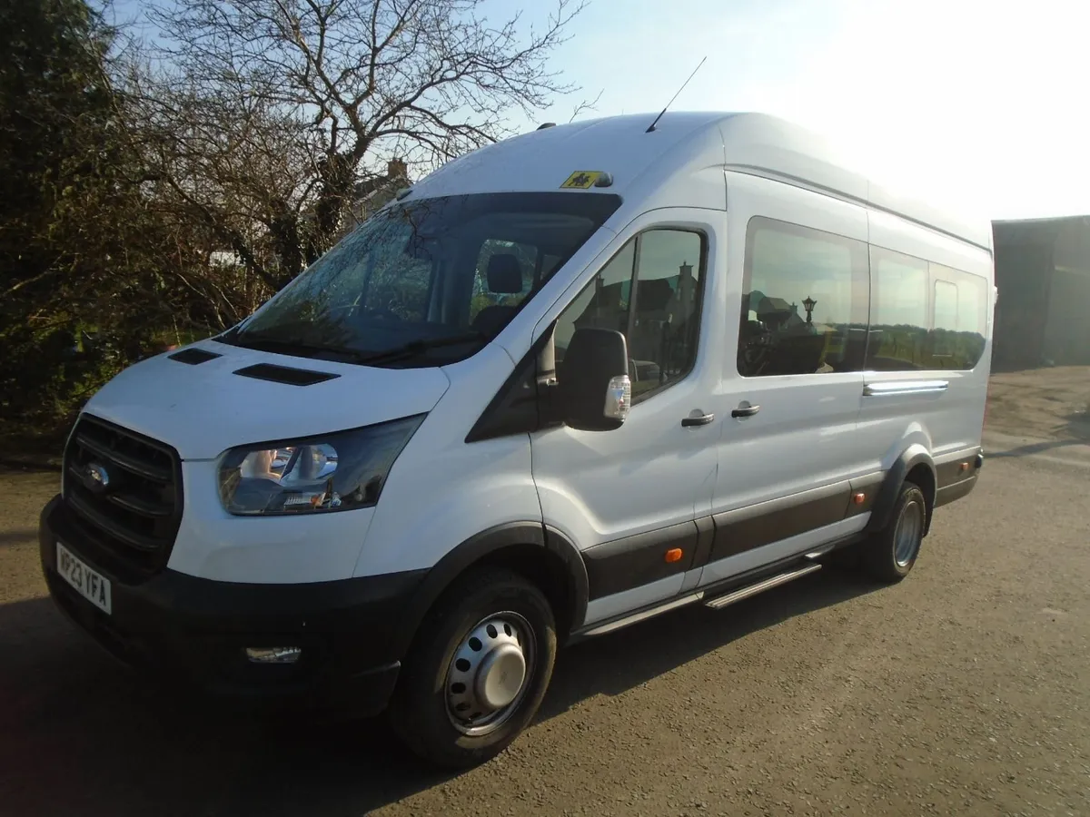 2023 Ford Transit 17 SEAT MINIBUS AUTOMATIC. - Image 3