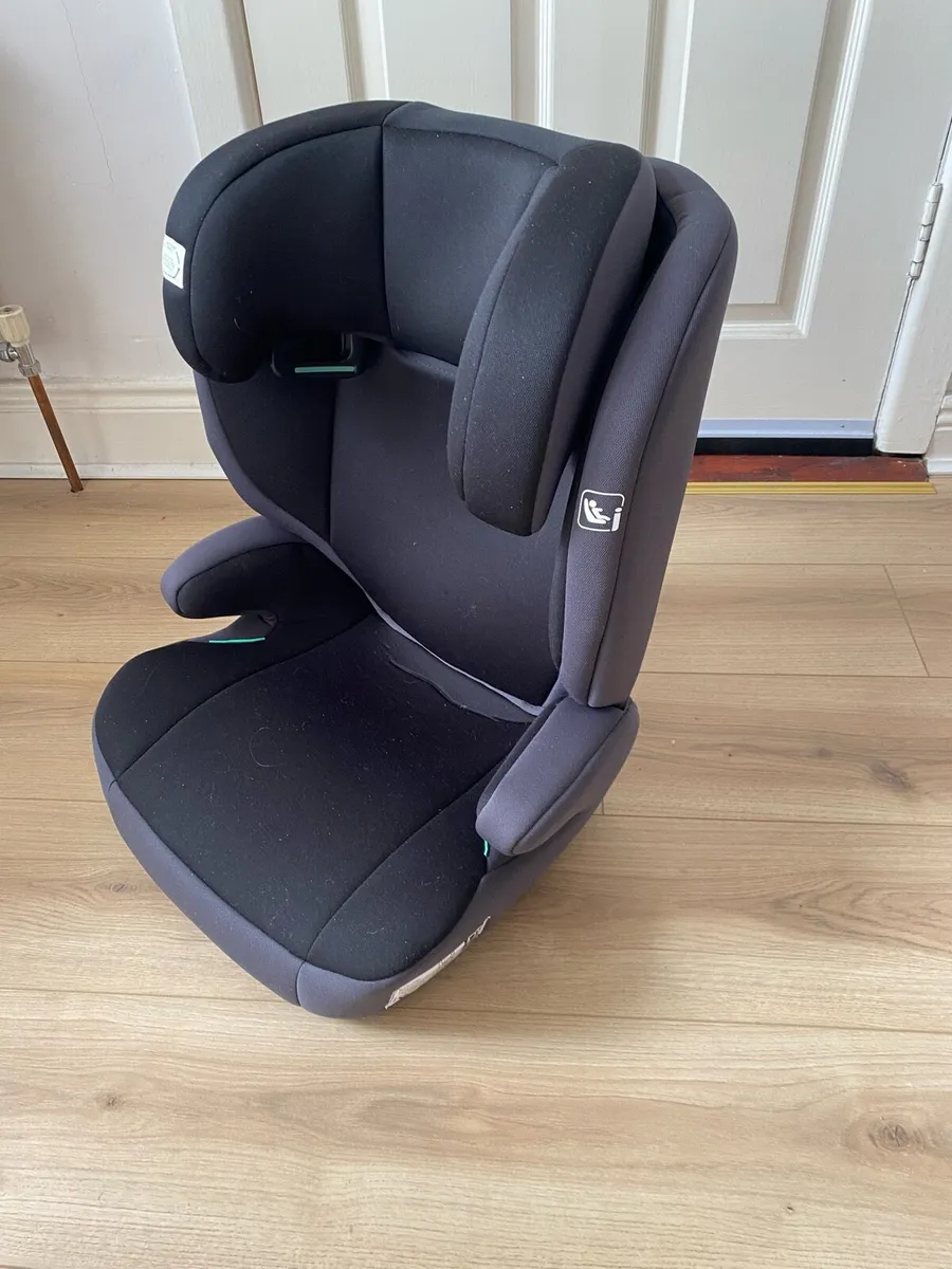 Child car seat - Image 1