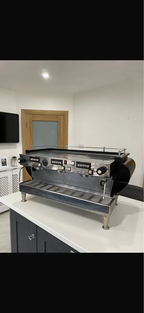 La Marzocco Coffee Machine - Image 1