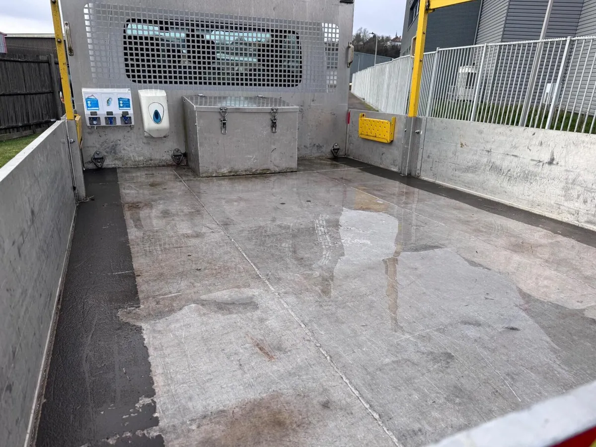 2019 Vauxhall Movano Tipper Van - Image 2