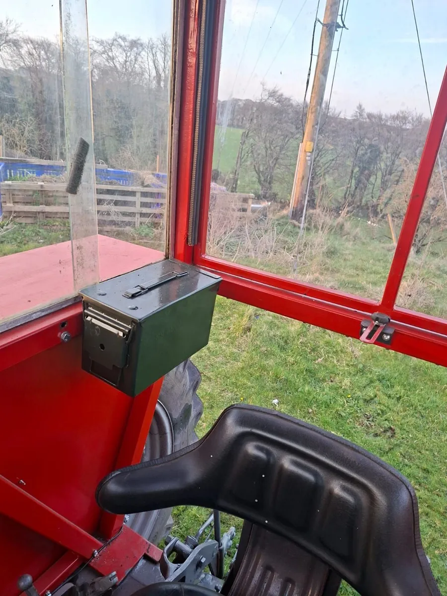 Massey Ferguson 165 1970 - Image 2