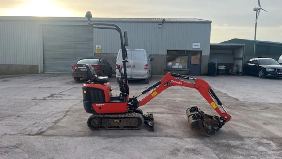 2022 Kubota K008-5 - Image 3