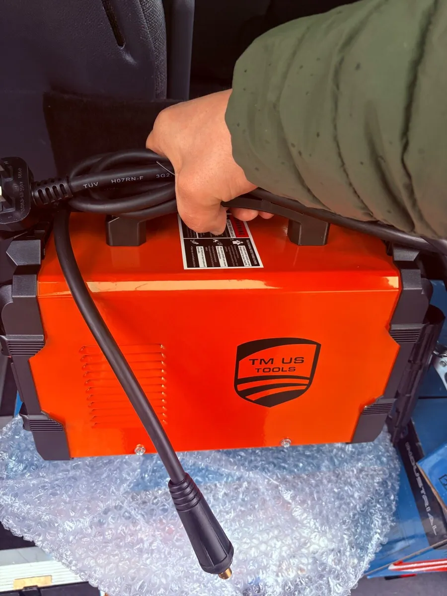 DC Inverter MMA-250A Welder new 3 pin plug - Image 4