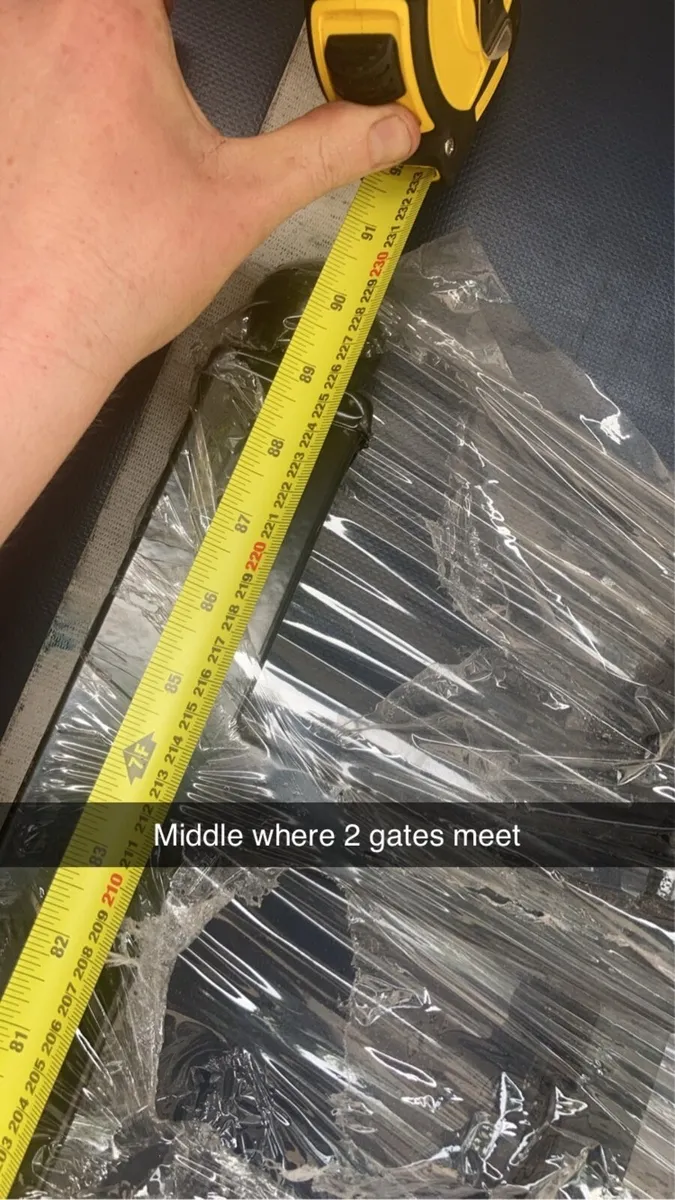 Entrance gates - Image 2